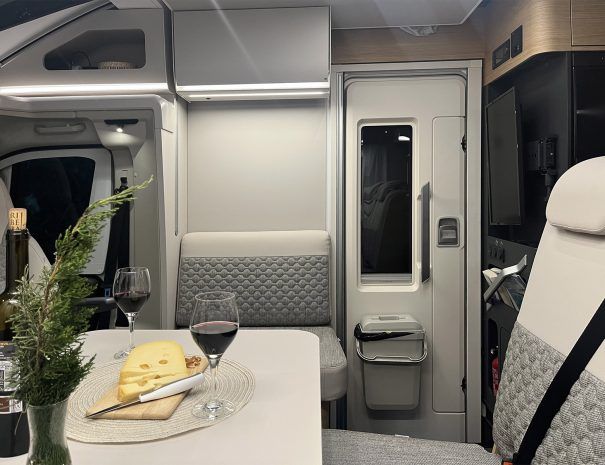 autocaravaningbarcelona-cena