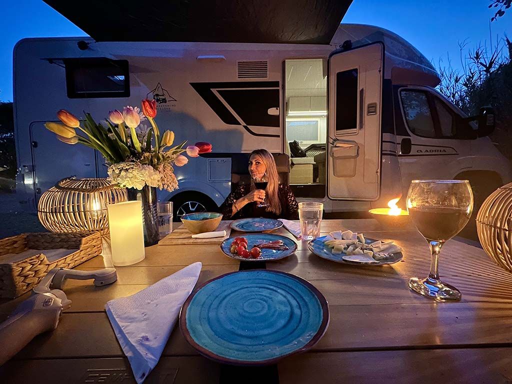 Viaje de novios en autocaravana Autocaravaning Barcelona